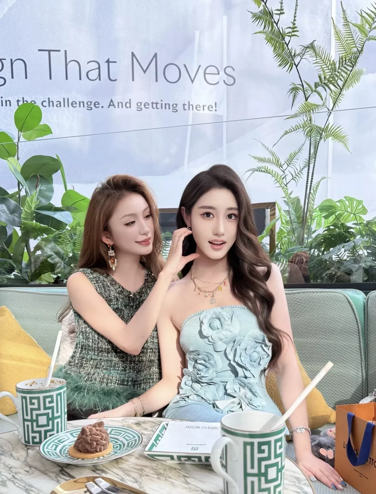 샤넬 컬러 에나멜 레터 멀티체인 목걸이 상세 이미지 30