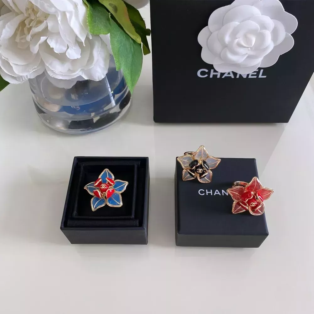 샤넬 플라워 더블 C 에나멜 반지