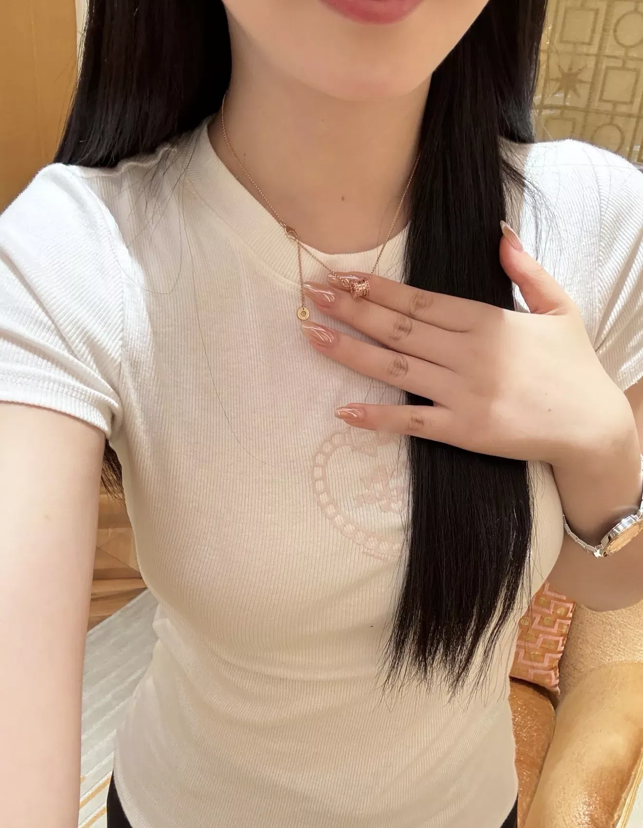 불가리 핑크 스톤 스프링 장식 목걸이 상세 이미지 24
