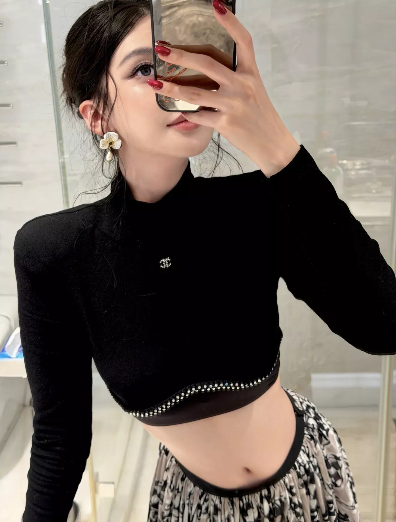 샤넬 삼색 제비꽃 진주 장식 귀걸이 상세 이미지 12