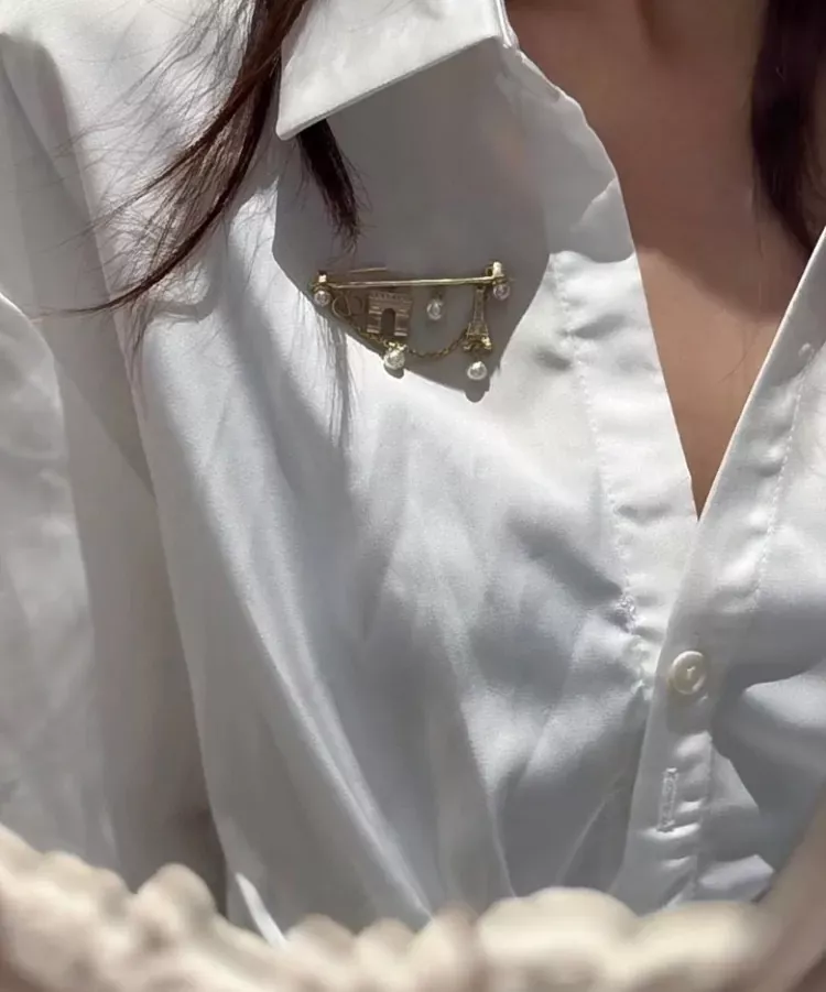 디올 에펠탑 아치 장식 황동 브로치 상세 이미지 11