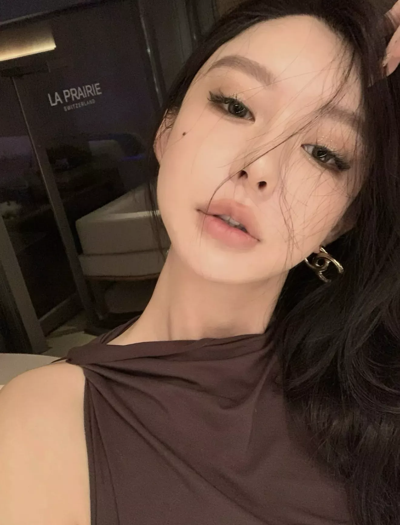 샤넬 심플 더블 C 로고 귀걸이 상세 이미지 54