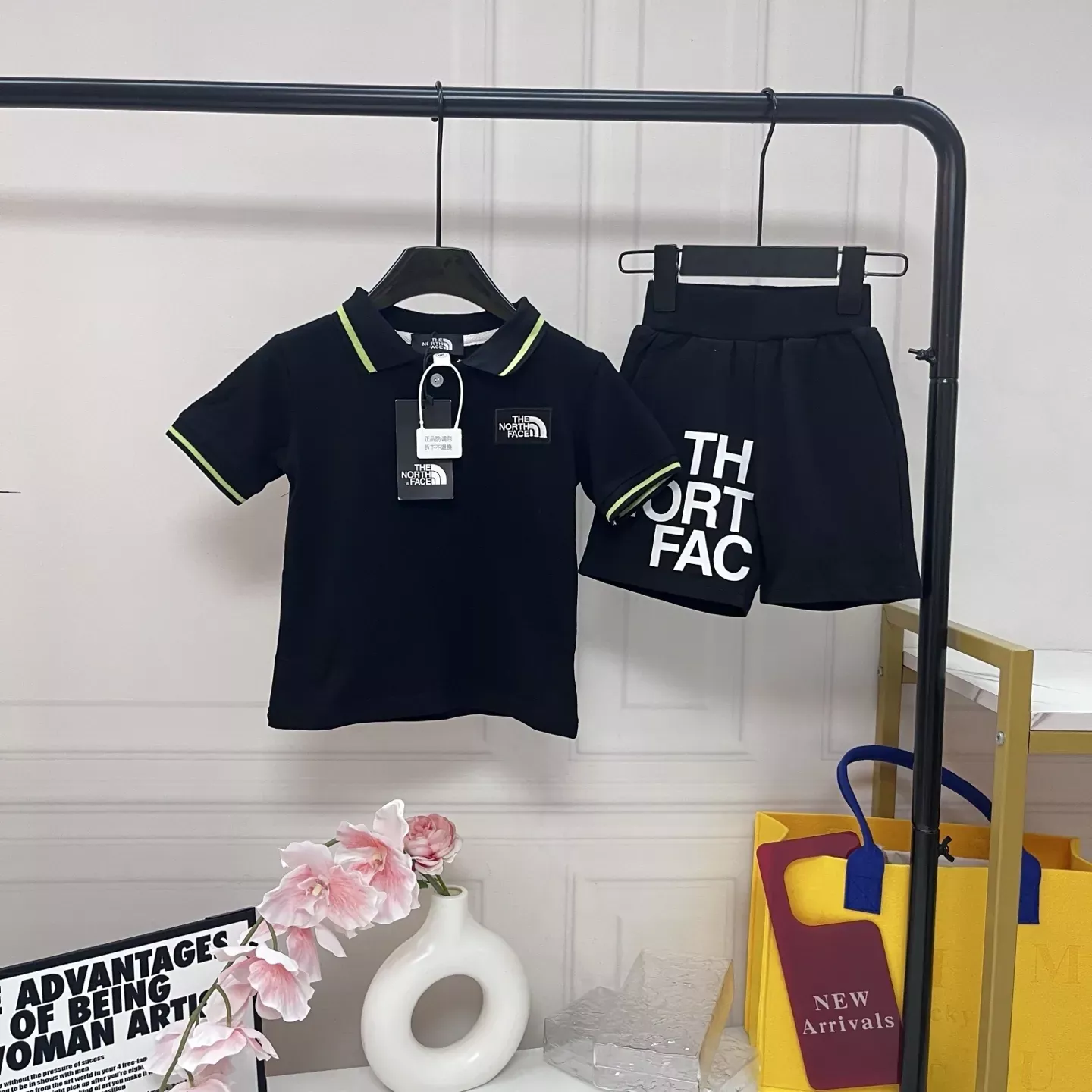 노스페이스 배색 카라 아동용 상하의 세트 상세 이미지 1