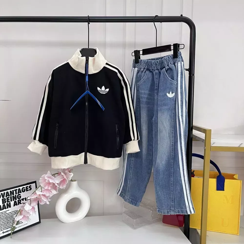 아디다스 삼선 자수 데님 아동용 상하의 세트