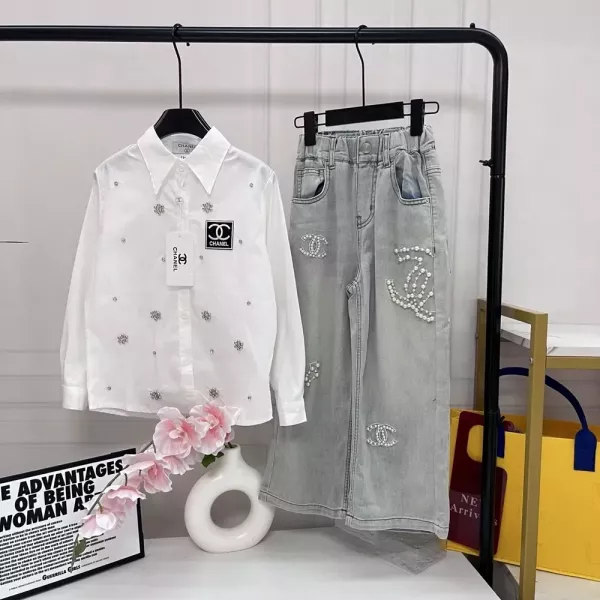 샤넬 진주 장식 데님 아동용 상하의 세트