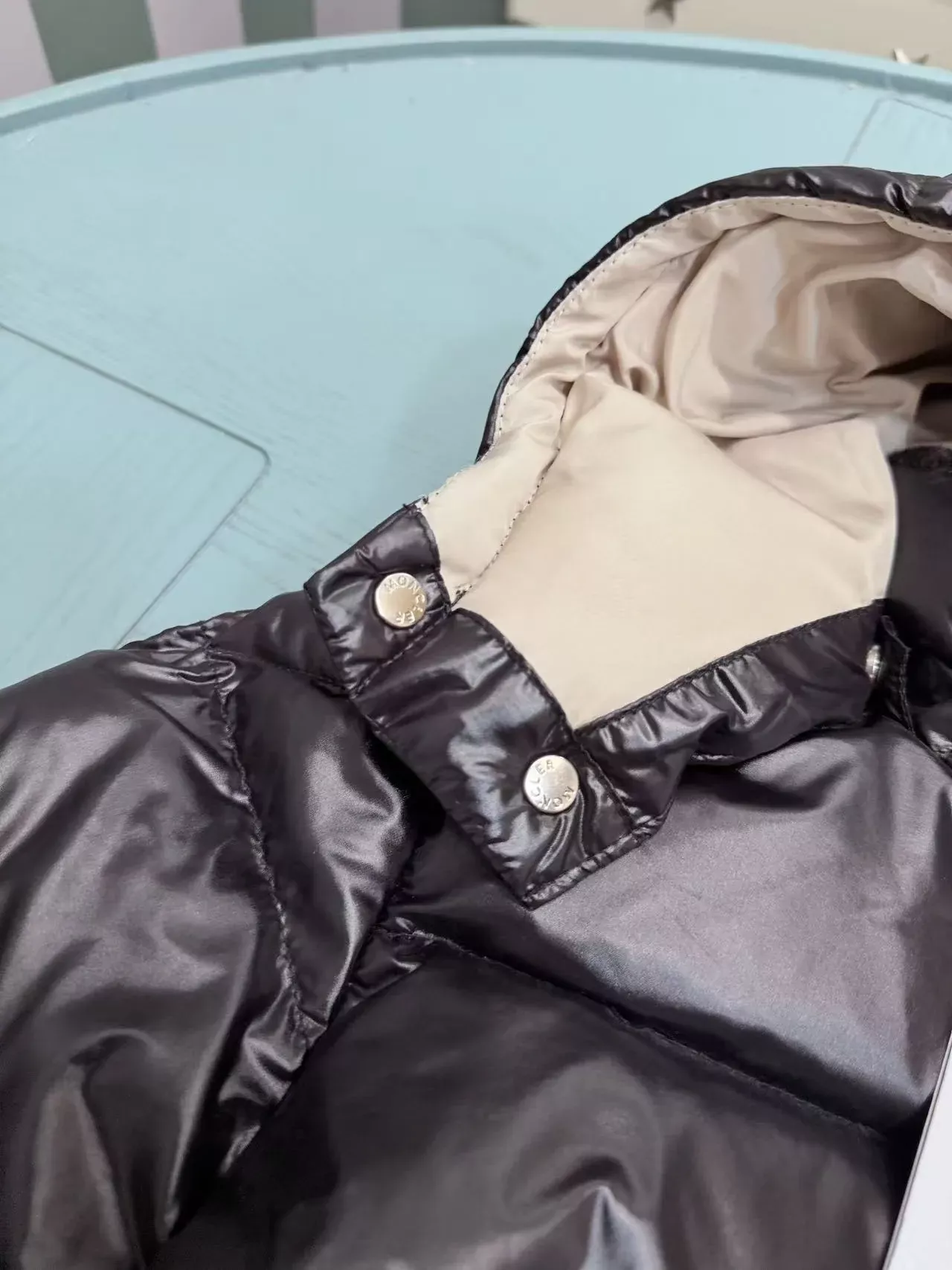 몽클레어 후드 덕다운 아동용 쇼트 패딩 상세 이미지 6