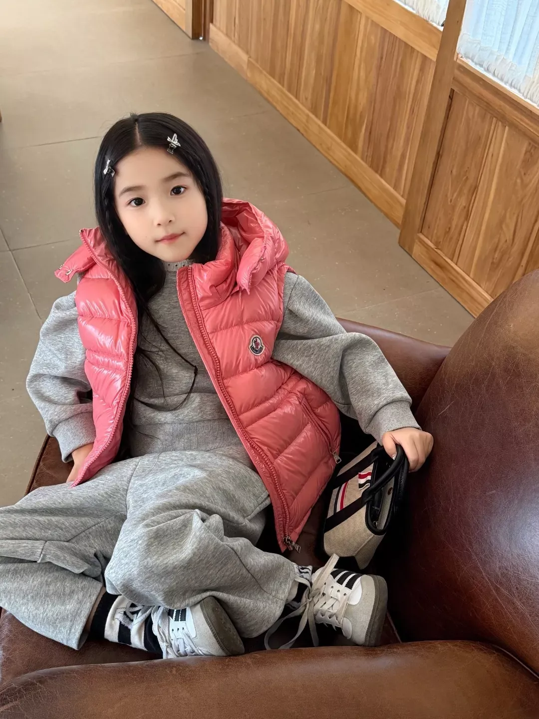 몽클레어 후드 탈부착 아동용 패딩 조끼 상세 이미지 10