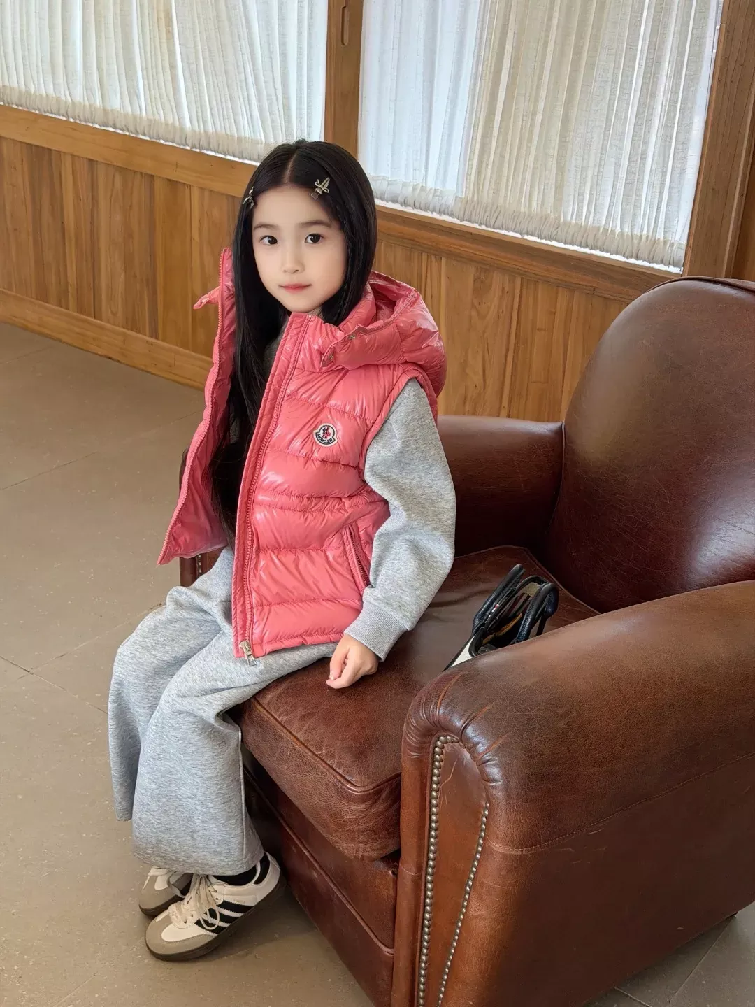 몽클레어 후드 탈부착 아동용 패딩 조끼 상세 이미지 11