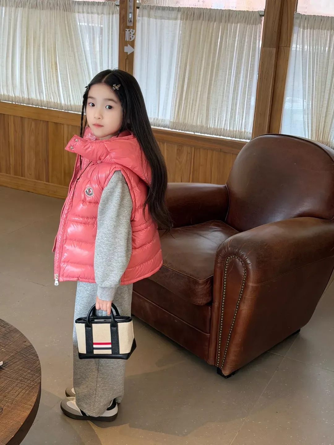 몽클레어 후드 탈부착 아동용 패딩 조끼 상세 이미지 12