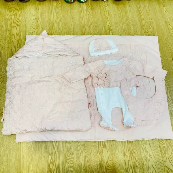 디올 신생아 오종 구성 유아용 출산 세트