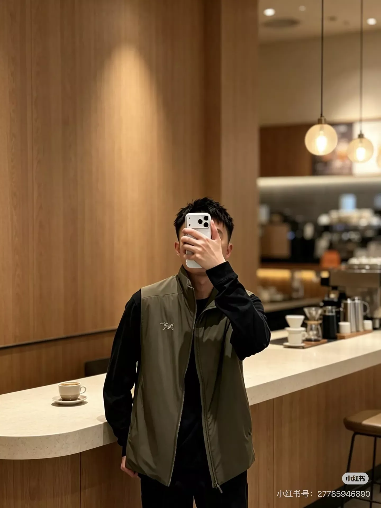 아크테릭스 경량 보온 스탠드넥 남녀공용 패딩 조끼 상세 이미지 55