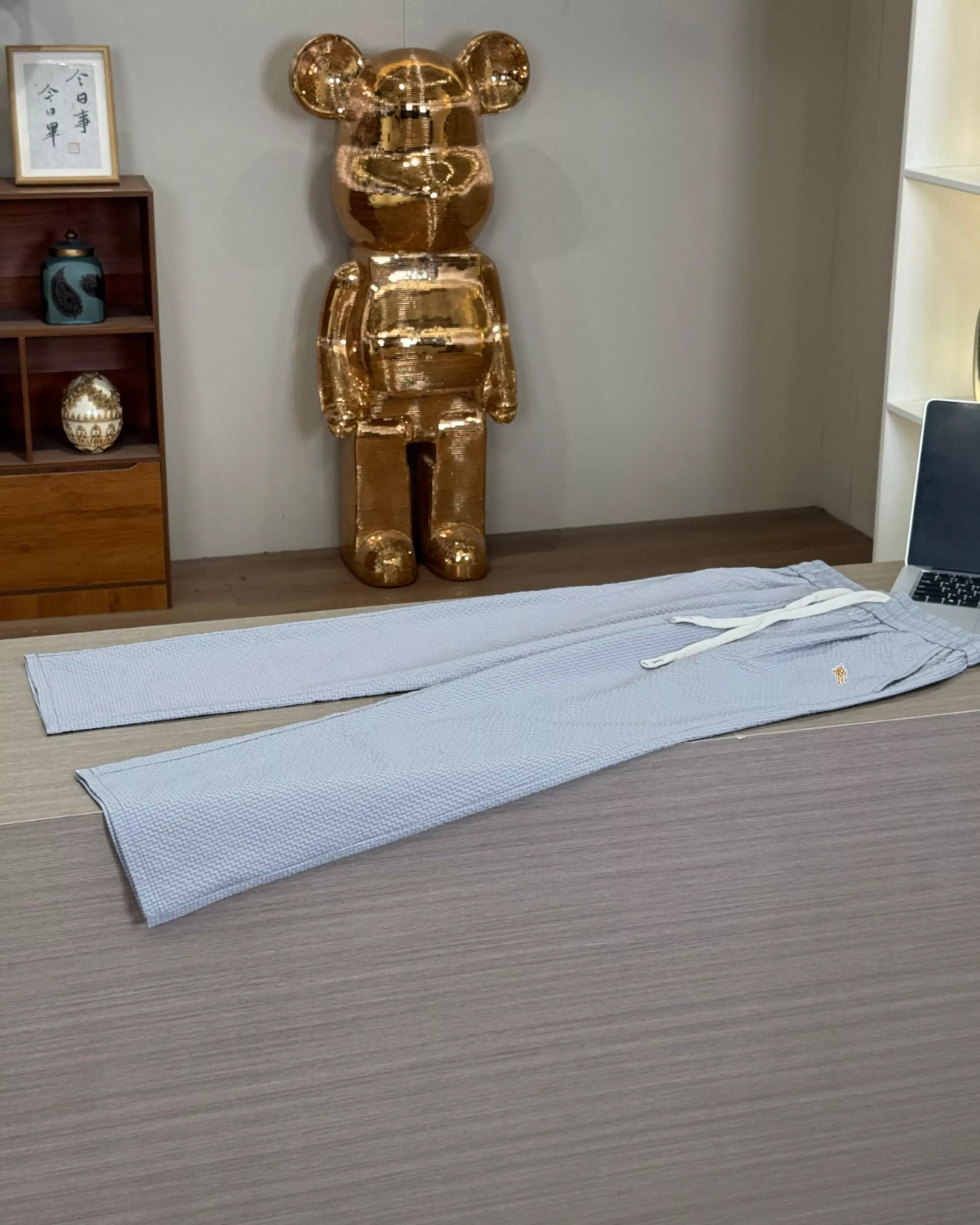 버버리 버블 시어서커 와이드 남녀공용 트레이닝 팬츠 상세 이미지 13
