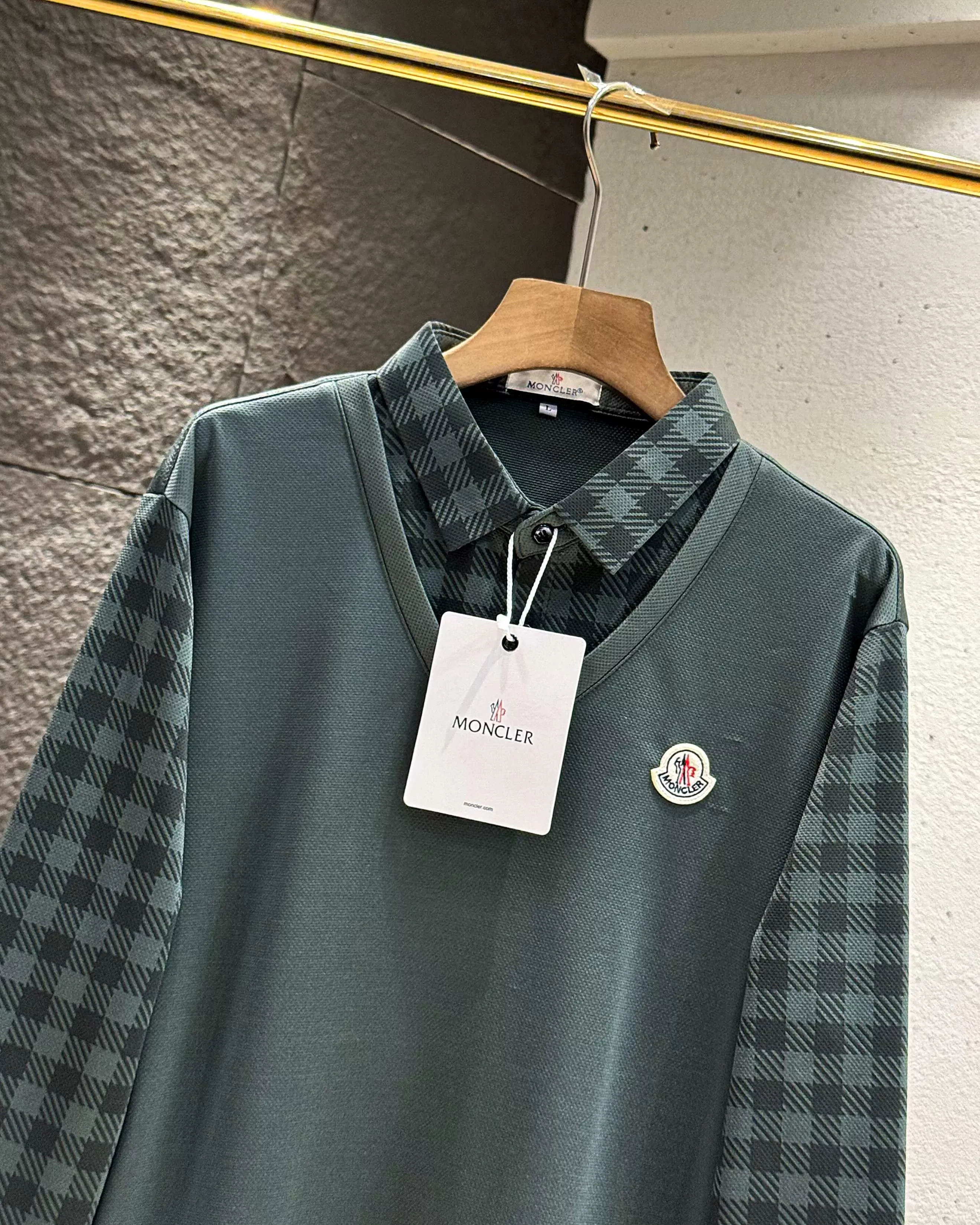 몽클레어 가짜 레이어드 카라 남녀공용 긴소매 티셔츠 상세 이미지 26