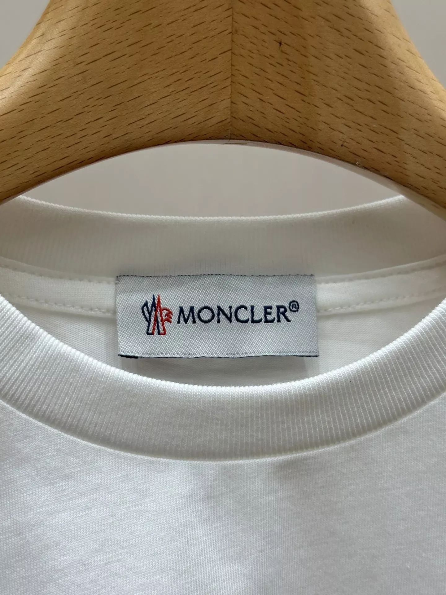 몽클레어 중첩 로고 코튼 아동용 긴소매 티셔츠 상세 이미지 19
