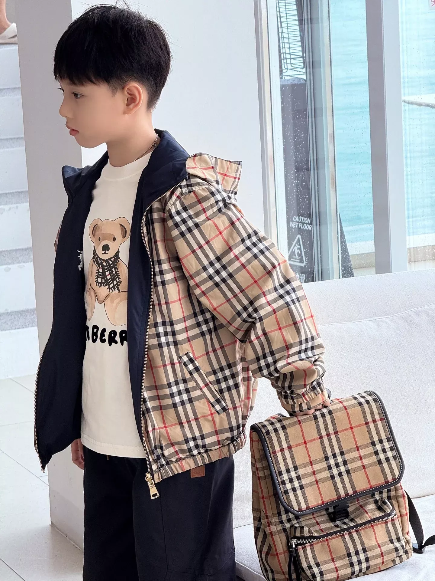 버버리 양면 체크 후드 아동용 후드 재킷 상세 이미지 13