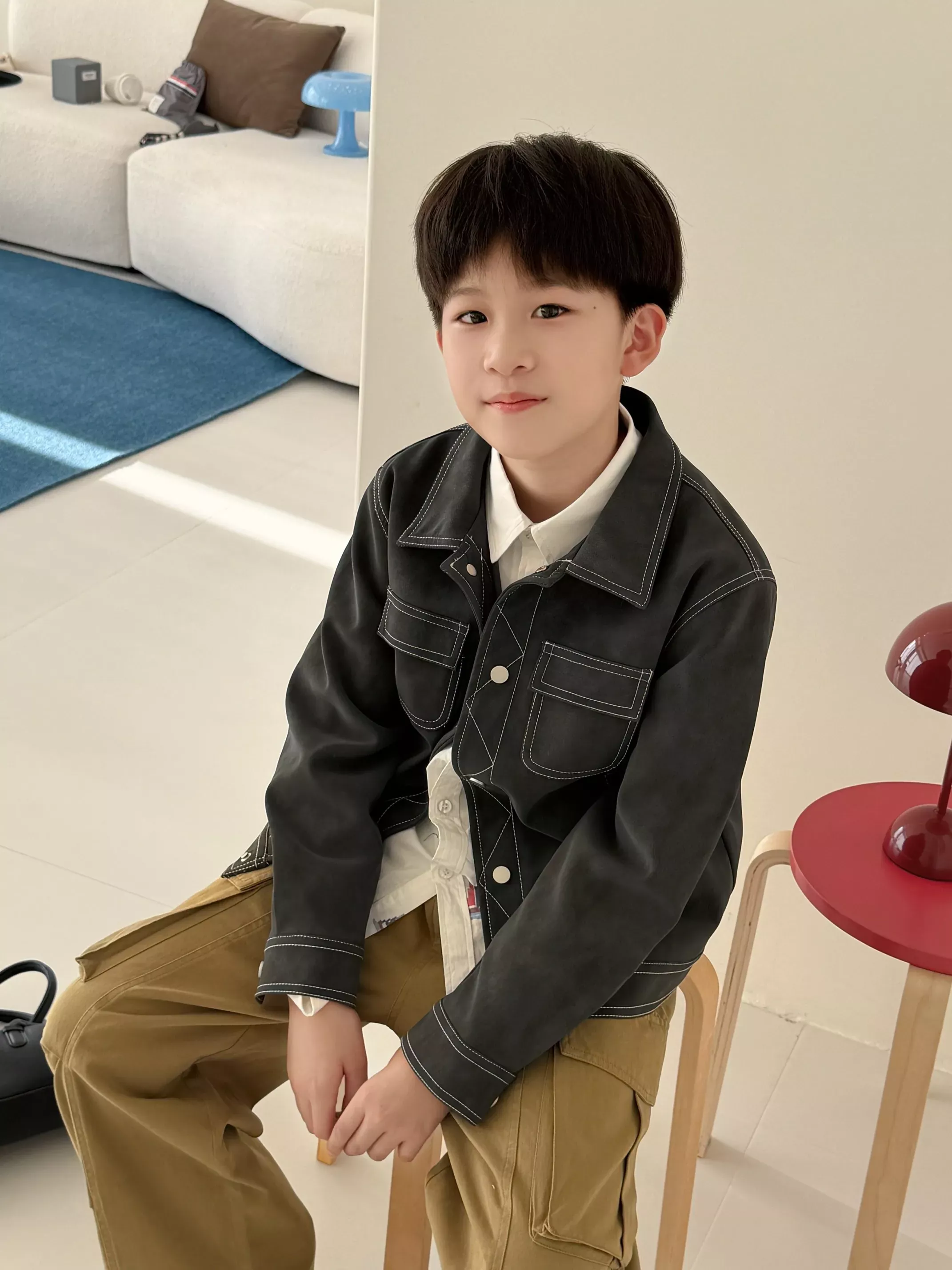 톰브라운 스웨이드 소재 아동용 가죽 재킷 상세 이미지 15