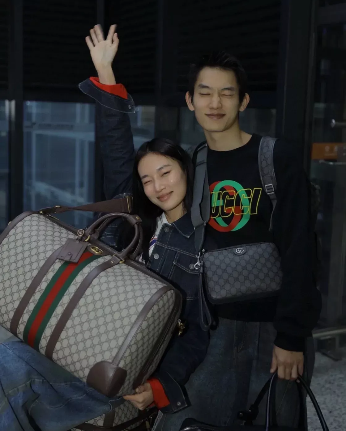 구찌 더블 G 프린트 남녀공용 맨투맨 티셔츠 상세 이미지 14