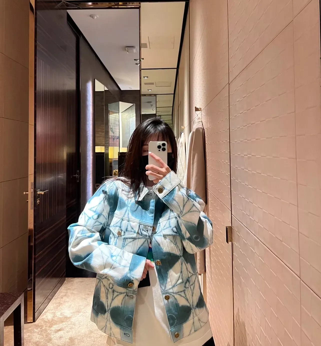 루이비통 네잎클로버 워싱 남녀공용 데님 재킷 상세 이미지 13