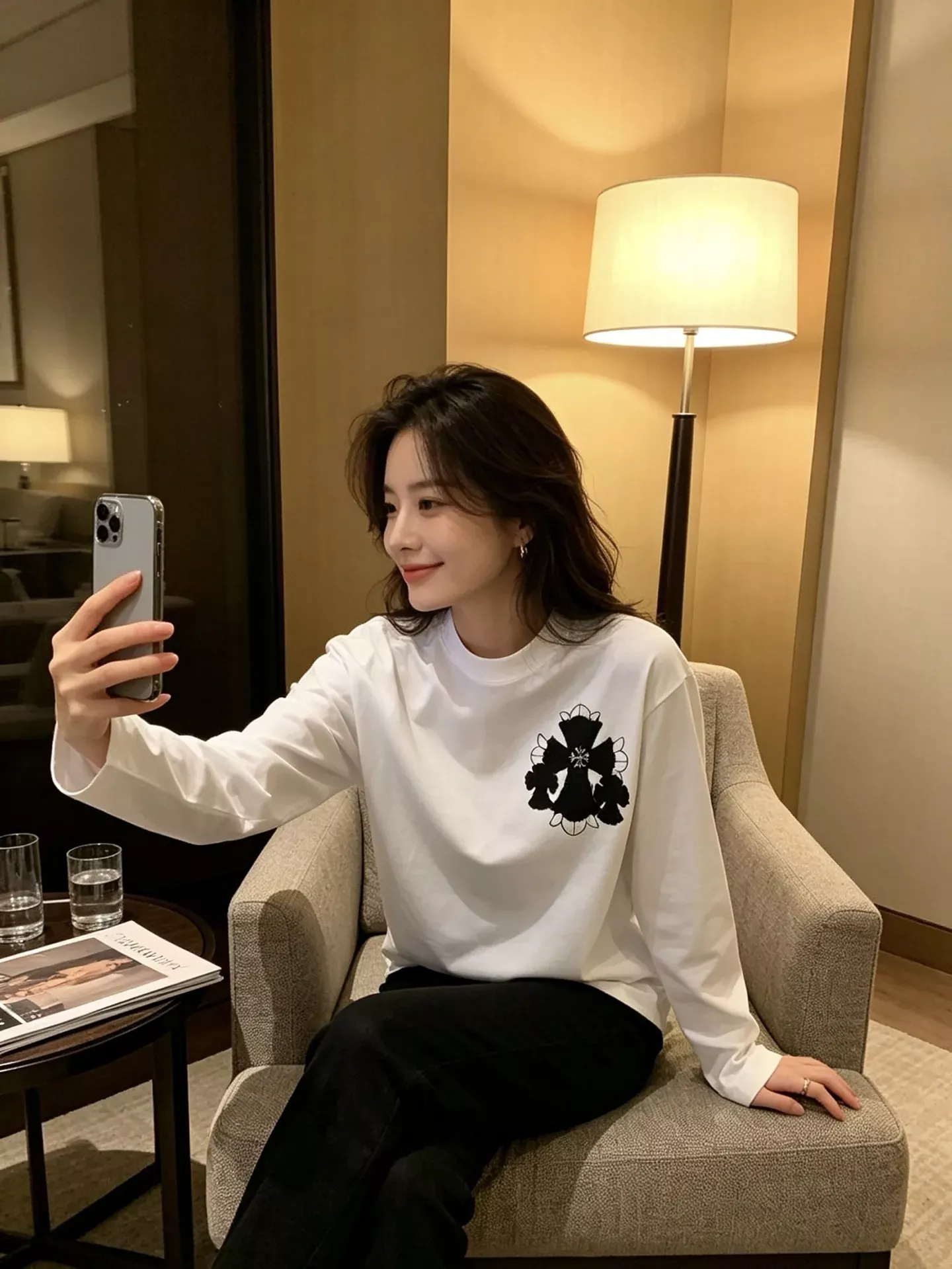 크롬하츠 십자가 패치 루즈핏 남녀공용 긴소매 티셔츠 상세 이미지 12
