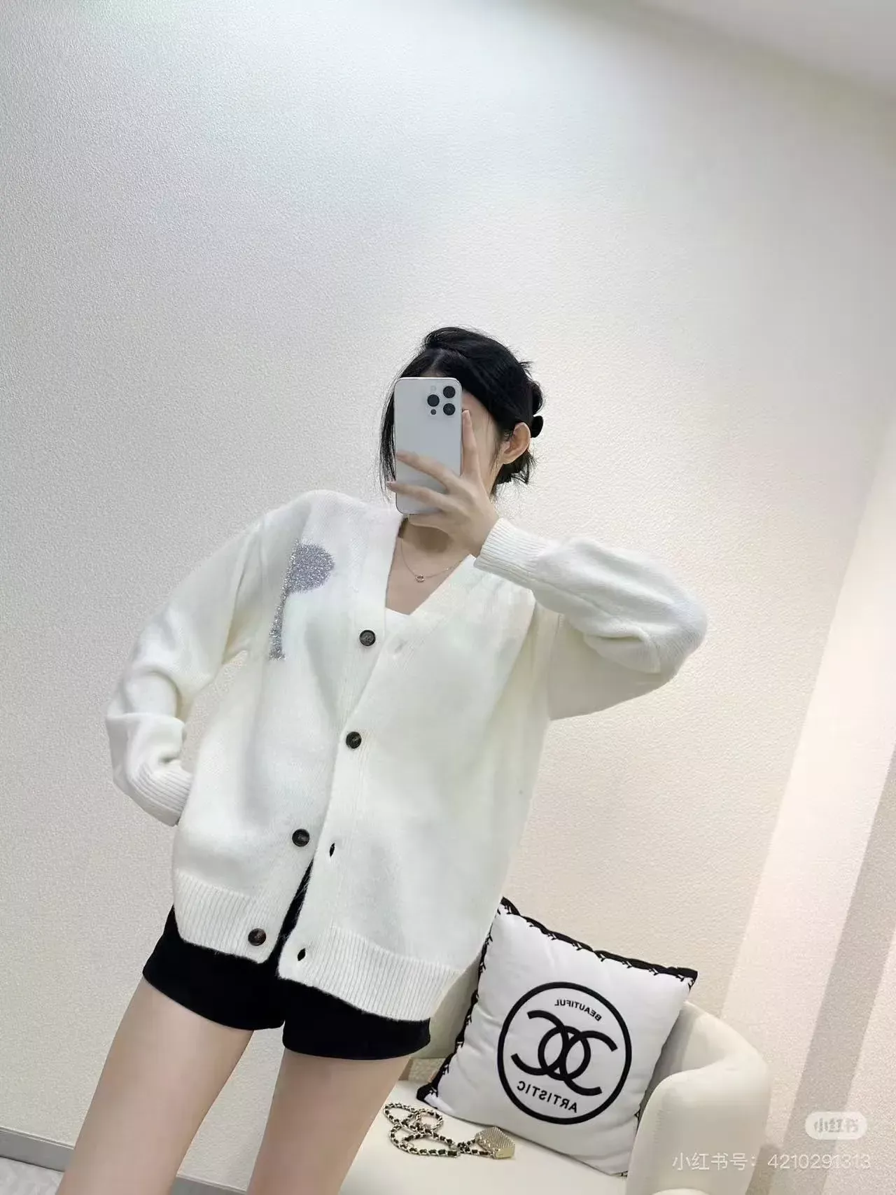 아미 하트 로고 오버핏 남녀공용 긴소매 가디건 상세 이미지 19