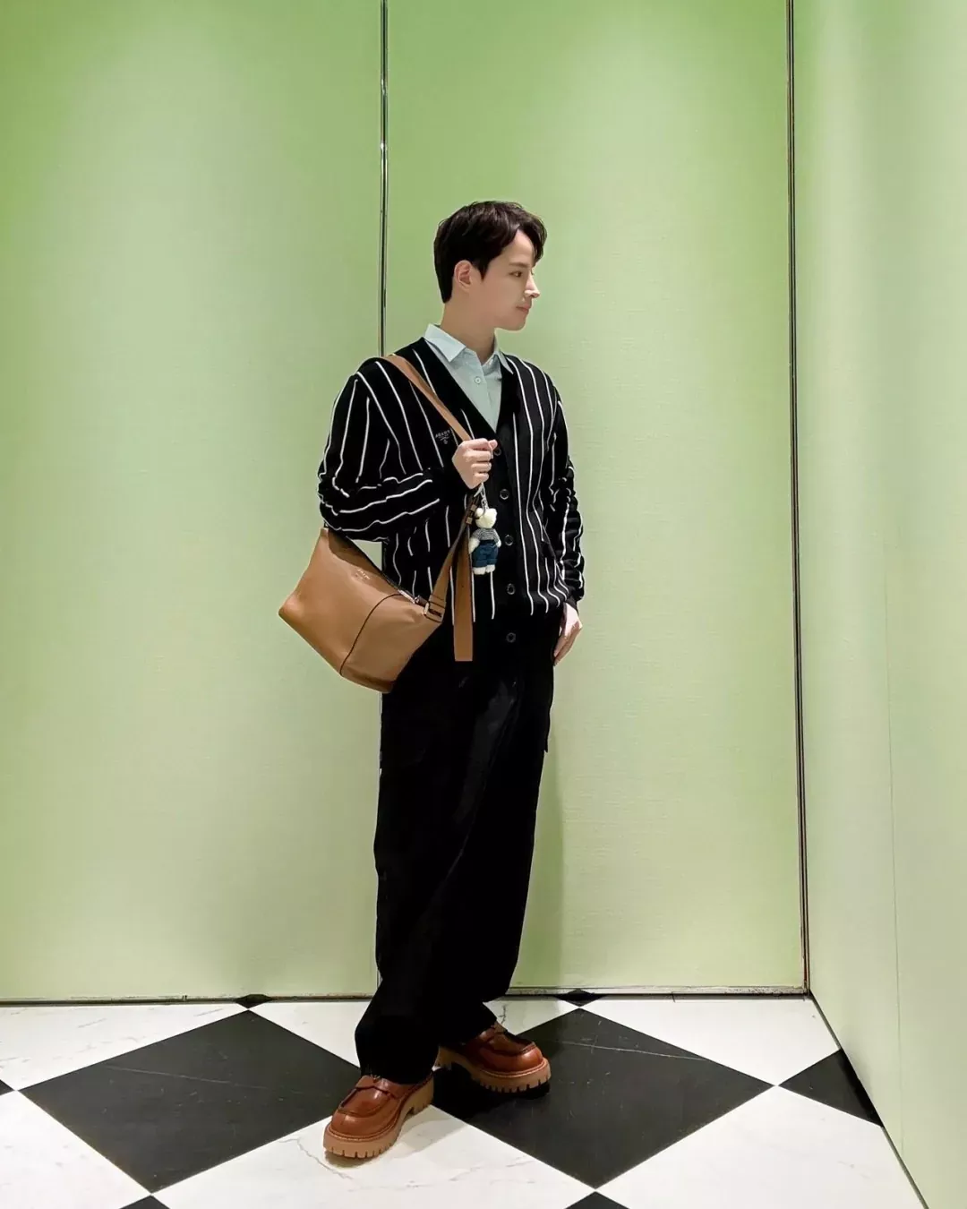 프라다 스트라이프 자수 니트 남녀공용 긴소매 가디건 상세 이미지 15