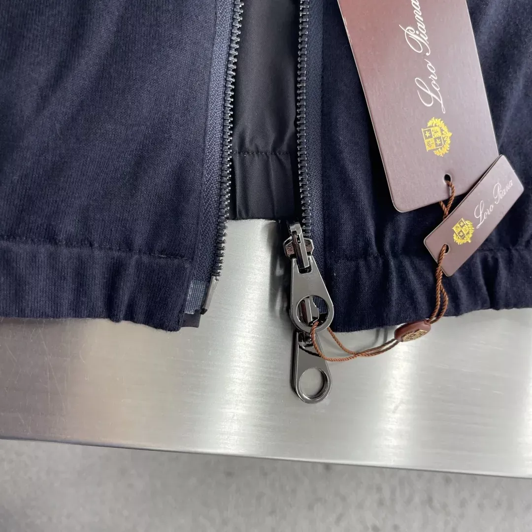 로로피아나 양면 슬림핏 집업 남녀공용 집업 조끼 상세 이미지 6