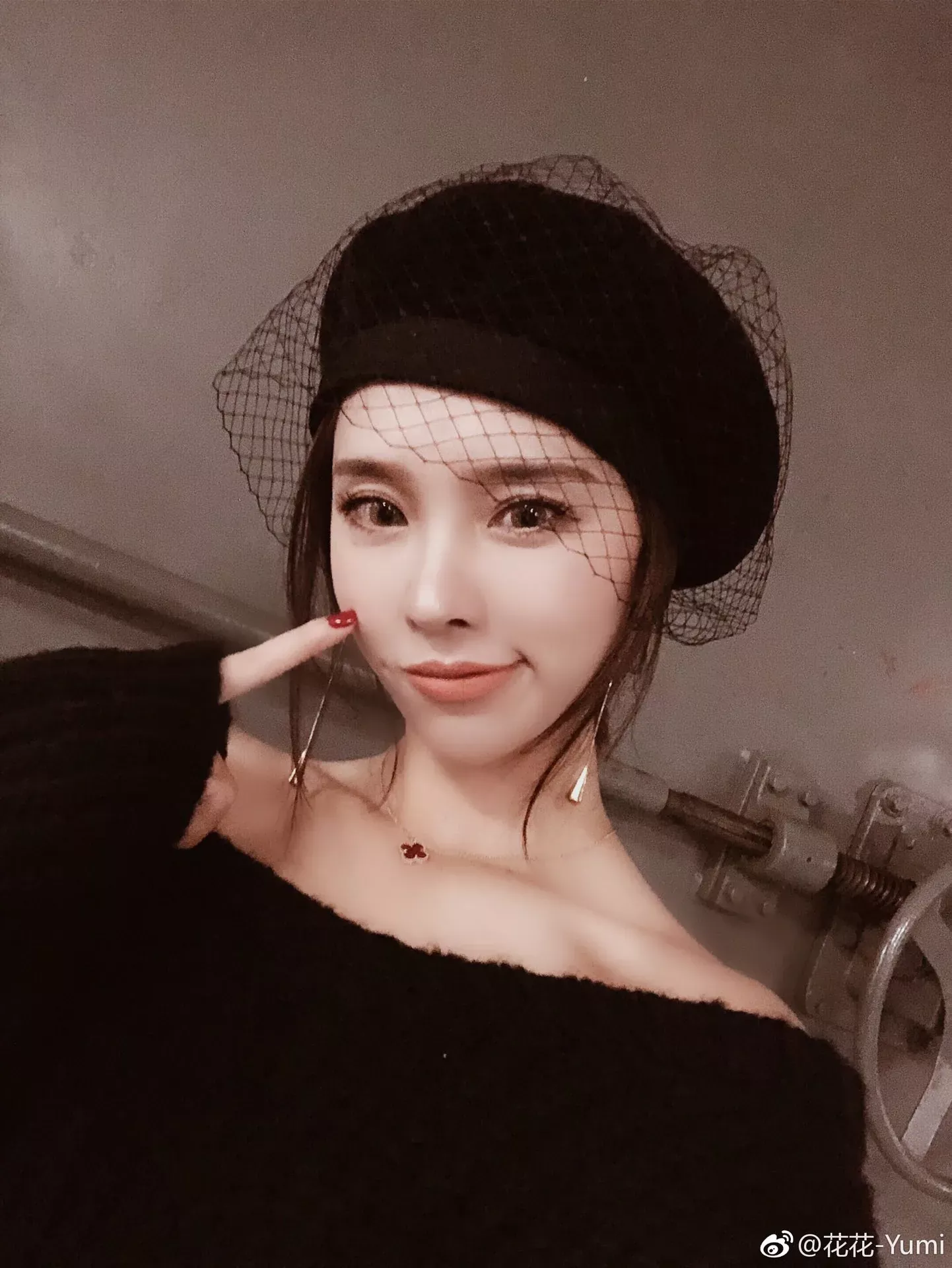 반클리프아펠 네잎클로버 천연석 목걸이 상세 이미지 86