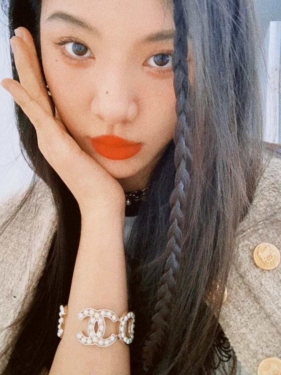 샤넬 데이지 더블 C 램스킨 초커 상세 이미지 39