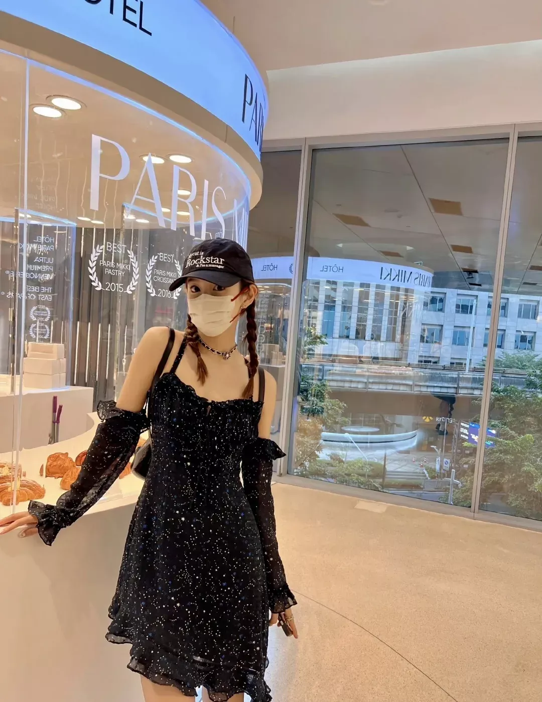 샤넬 데이지 더블 C 램스킨 초커 상세 이미지 42