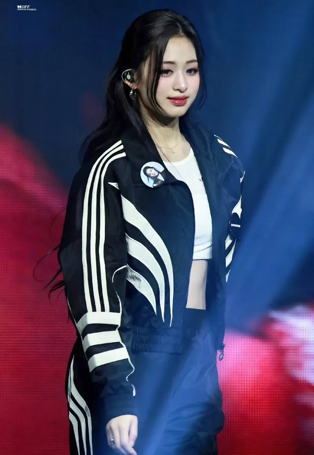 아디다스 배색 절개 스탠드칼라 남녀공용 집업 재킷 상세 이미지 15