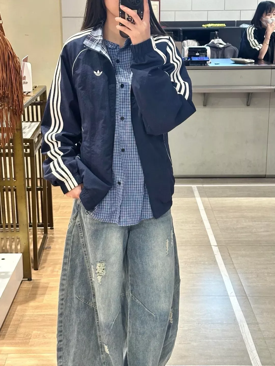 아디다스 체크 양면 하이넥 남녀공용 집업 재킷 상세 이미지 15