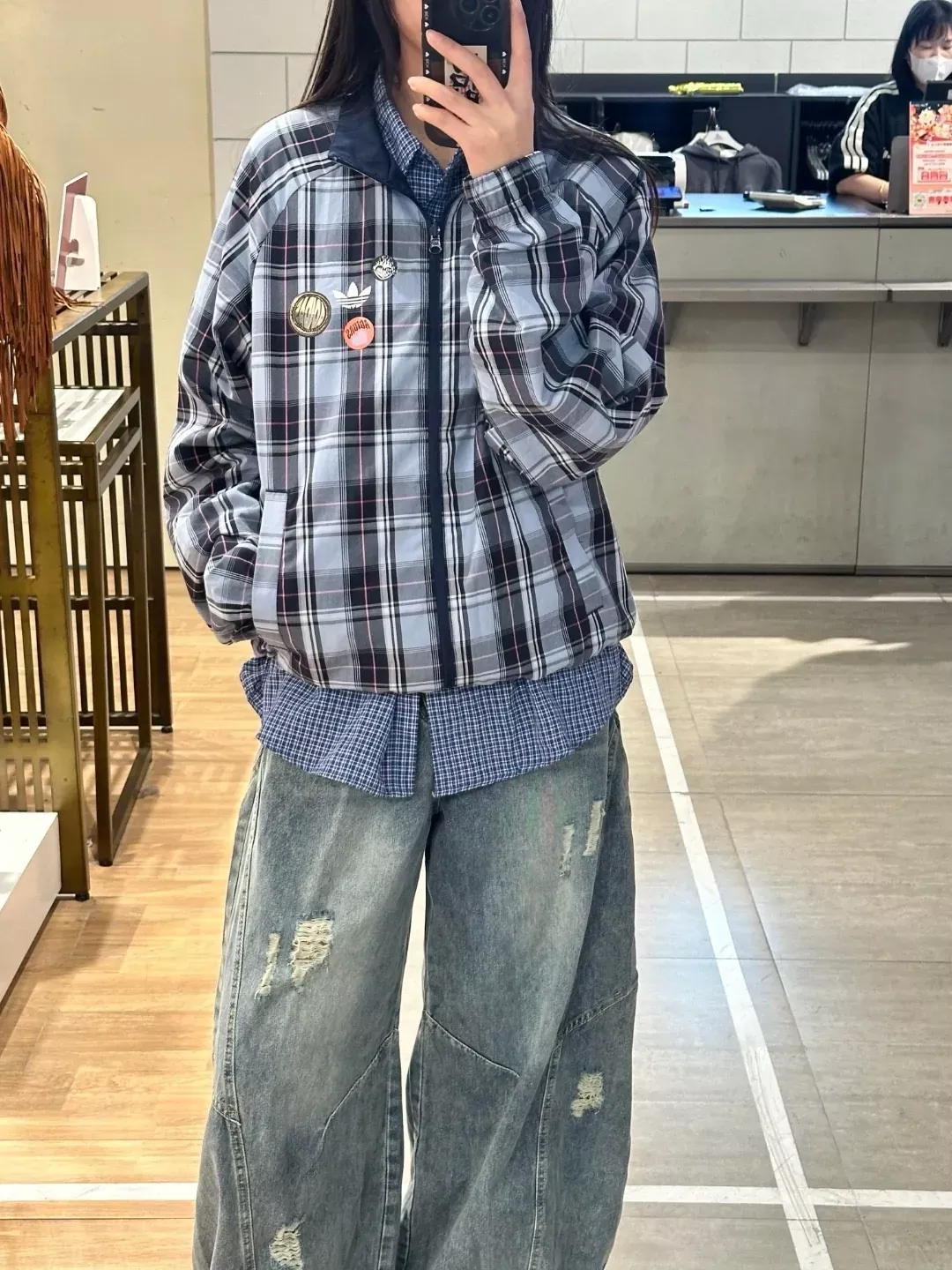 아디다스 체크 양면 하이넥 남녀공용 집업 재킷 상세 이미지 18