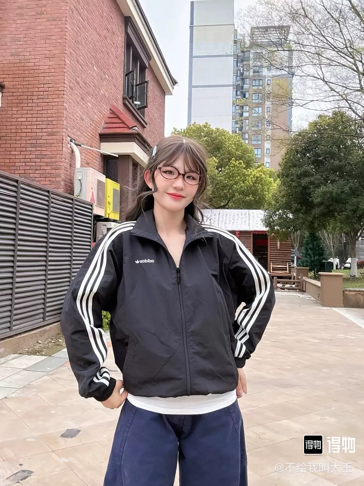 아디다스 삼선 자수 로고 집업 재킷 상세 이미지 14