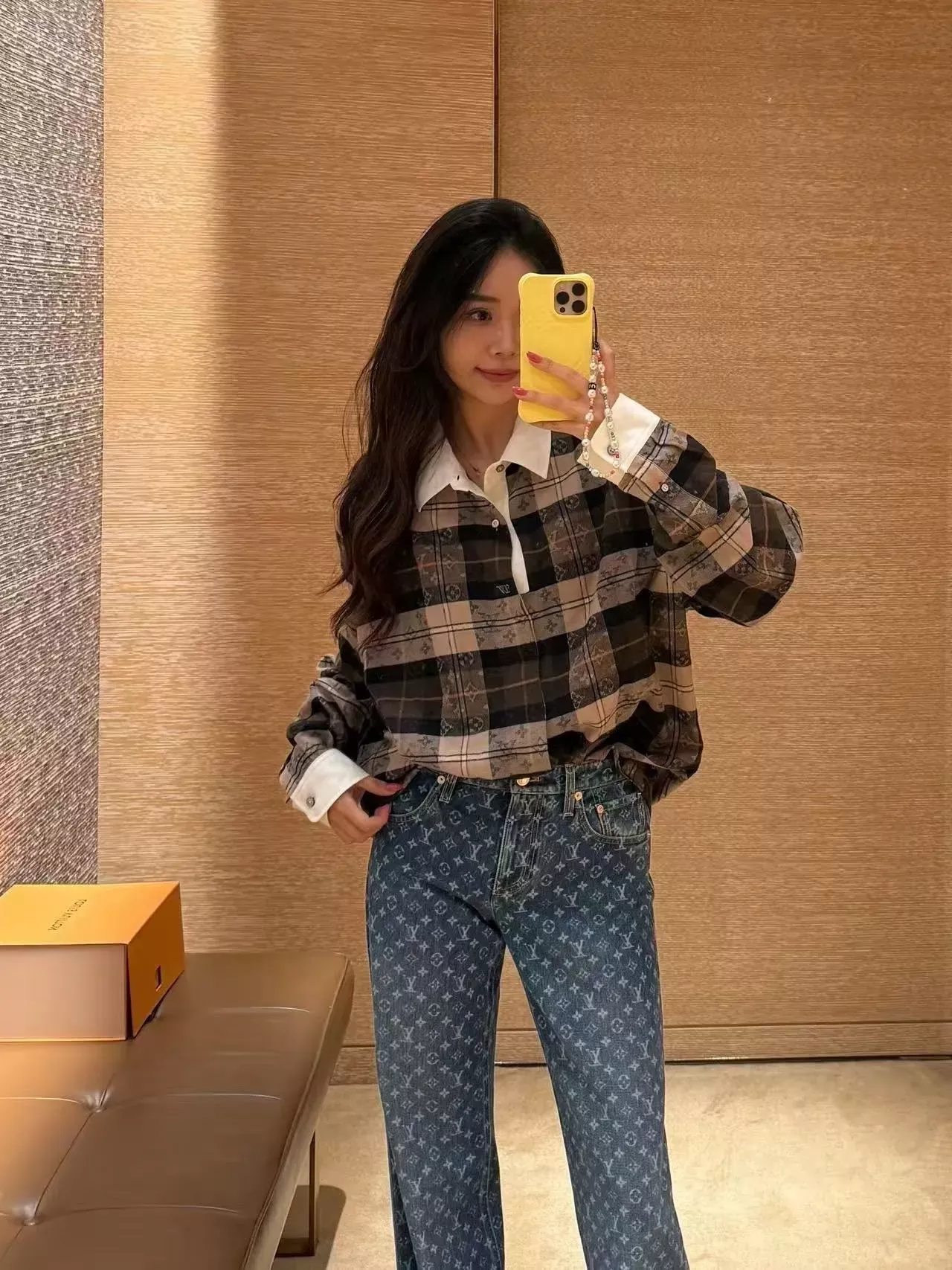 루이비통 배색 칼라 자카드 긴소매 남녀공용 긴소매 셔츠 상세 이미지 18