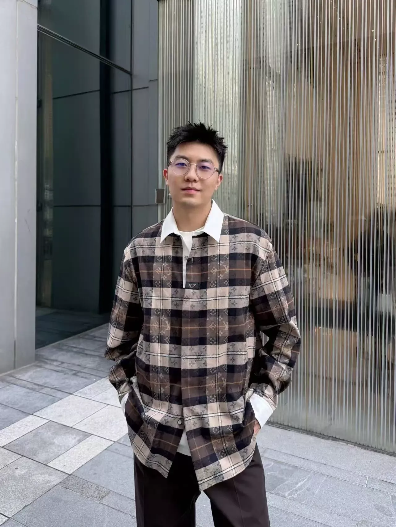 루이비통 배색 칼라 자카드 긴소매 남녀공용 긴소매 셔츠 상세 이미지 23