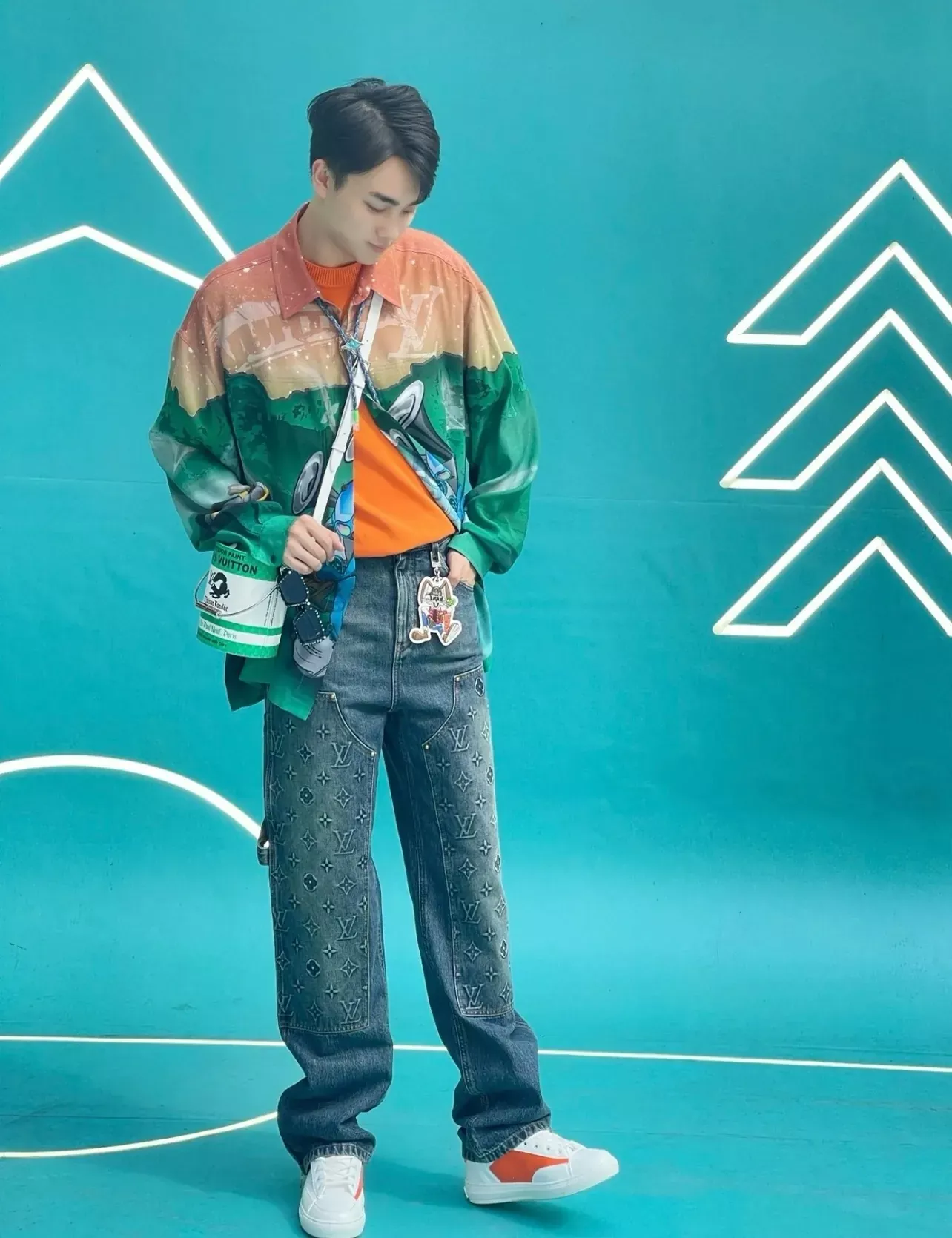 루이비통 모노그램 엠보 데님 남녀공용 데님 팬츠 상세 이미지 23