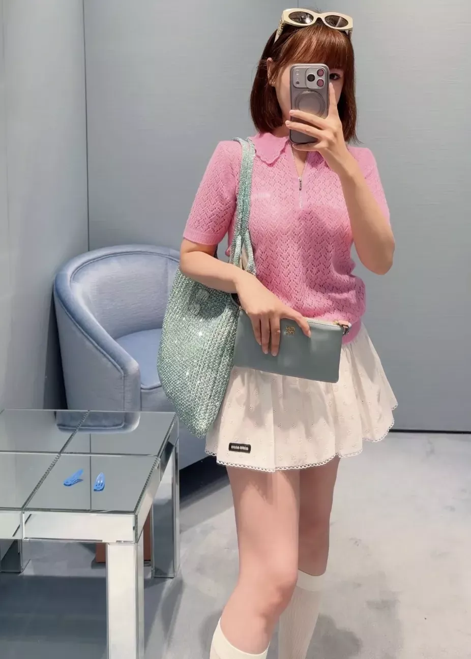 미우미우 플라워 자수 펀칭 여성용 미니 스커트 상세 이미지 23