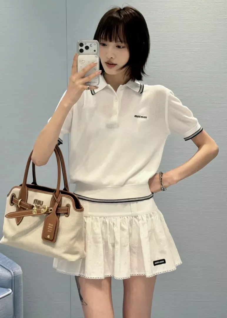 미우미우 플라워 자수 펀칭 여성용 미니 스커트 상세 이미지 39