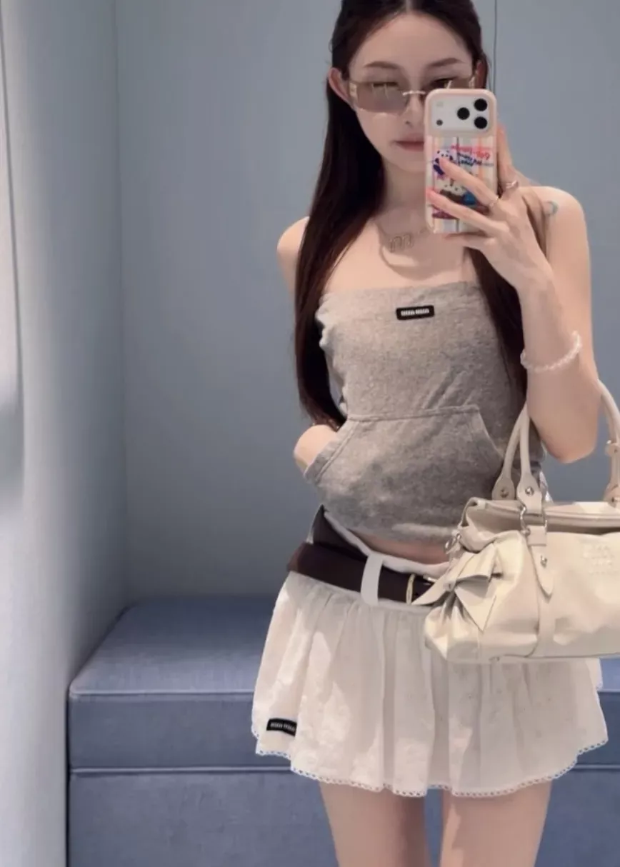 미우미우 플라워 자수 펀칭 여성용 미니 스커트 상세 이미지 50