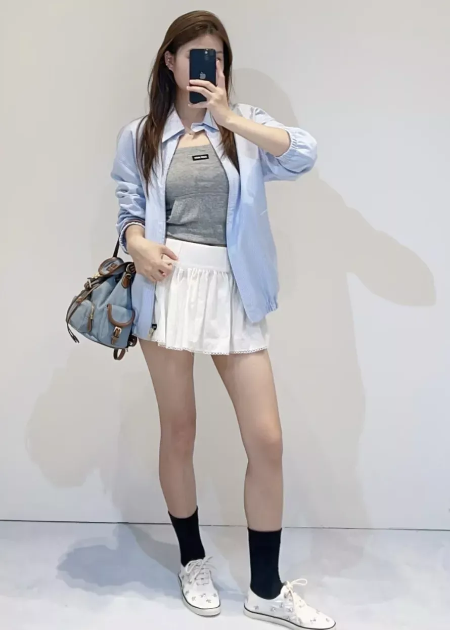 미우미우 플라워 자수 펀칭 여성용 미니 스커트 상세 이미지 53