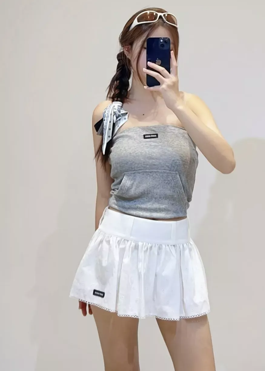 미우미우 플라워 자수 펀칭 여성용 미니 스커트 상세 이미지 54