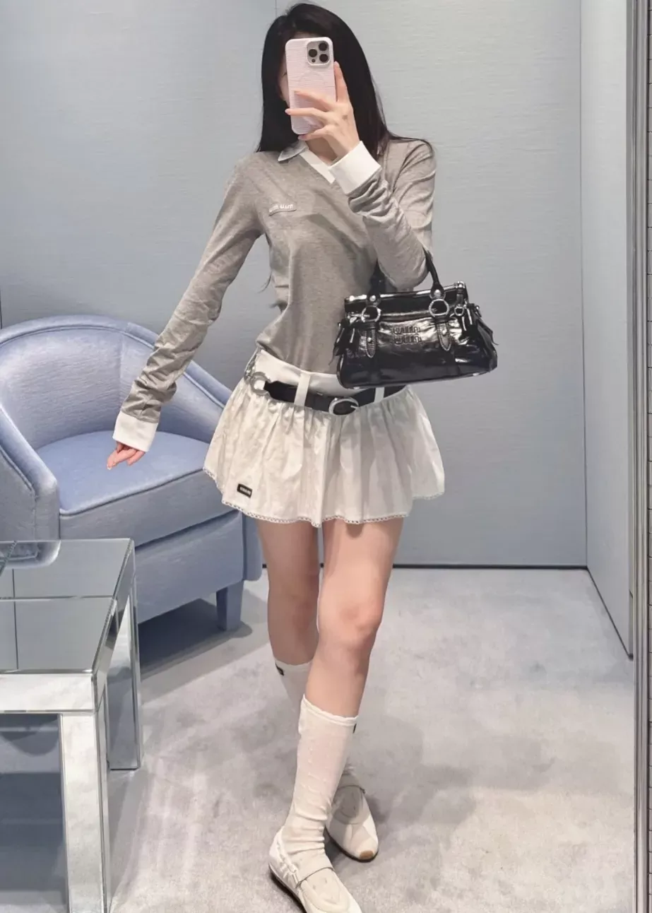 미우미우 플라워 자수 펀칭 여성용 미니 스커트 상세 이미지 61