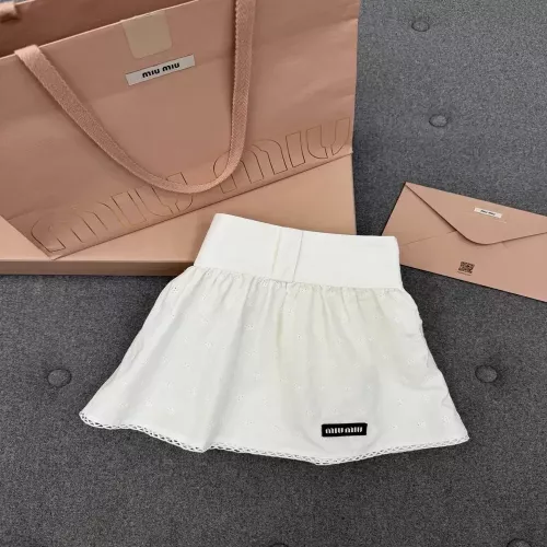 미우미우 플라워 자수 펀칭 여성용 미니 스커트