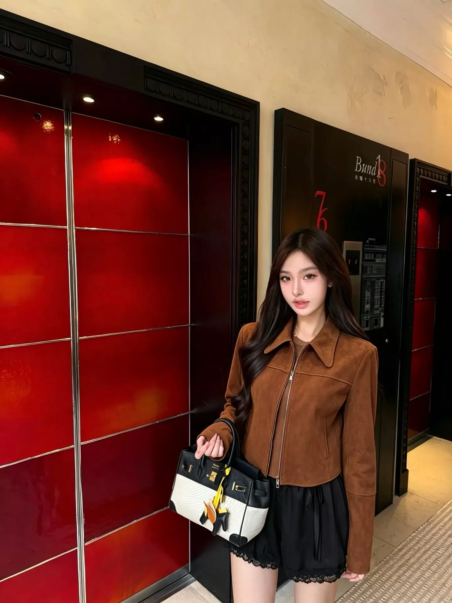 셀린느 스웨이드 크롭 여성용 가죽 재킷 상세 이미지 10