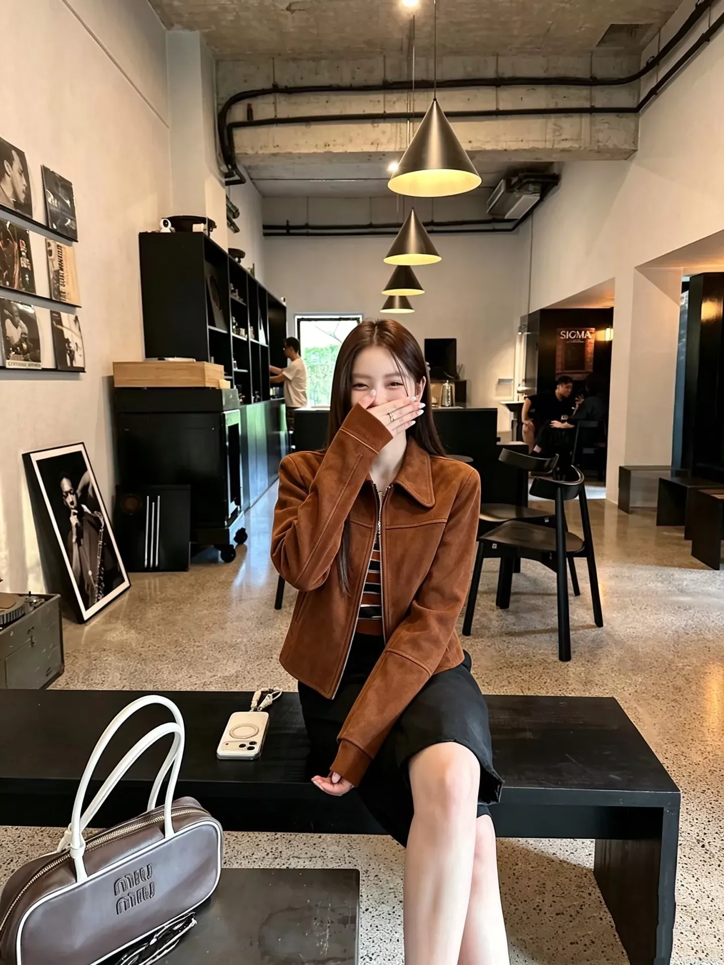 셀린느 스웨이드 크롭 여성용 가죽 재킷 상세 이미지 12