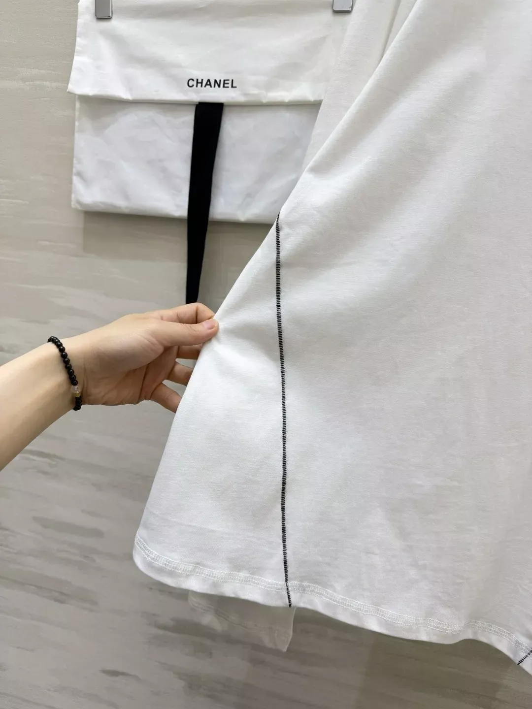 샤넬 자수 레터링 긴소매 여성용 긴소매 티셔츠 상세 이미지 5