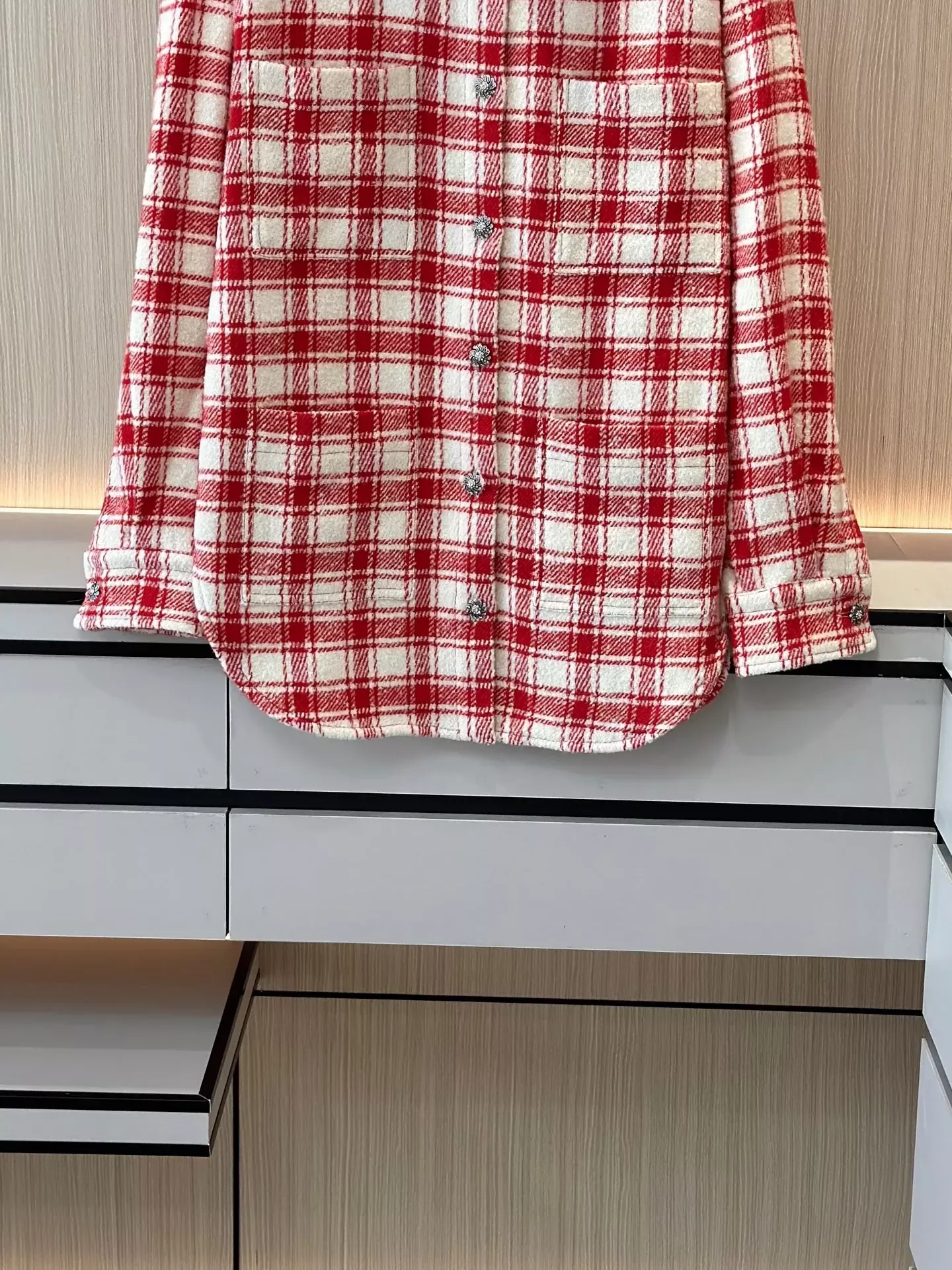 샤넬 레드 체크 울 블렌드 여성용 긴소매 셔츠 상세 이미지 6