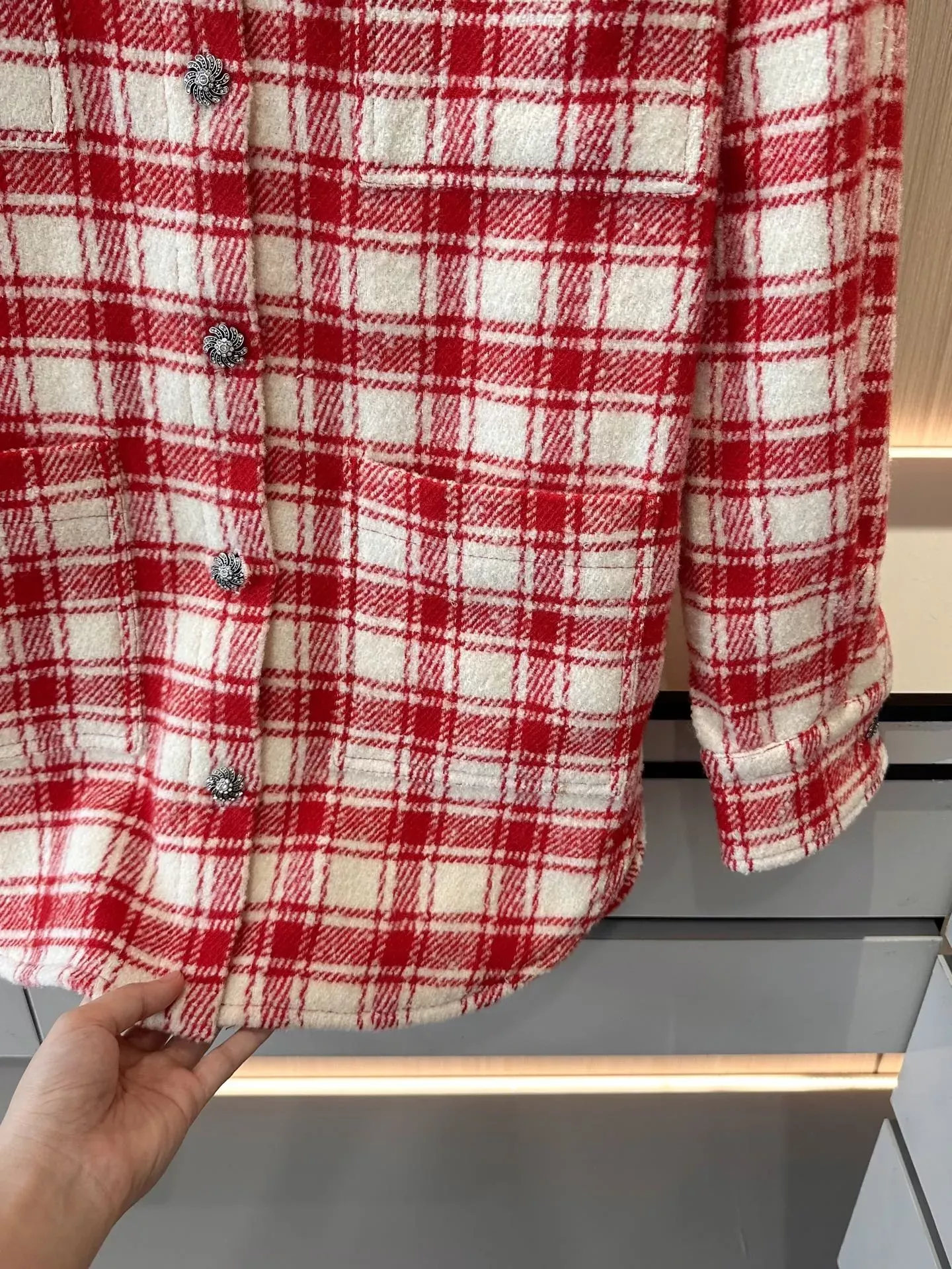 샤넬 레드 체크 울 블렌드 여성용 긴소매 셔츠 상세 이미지 7