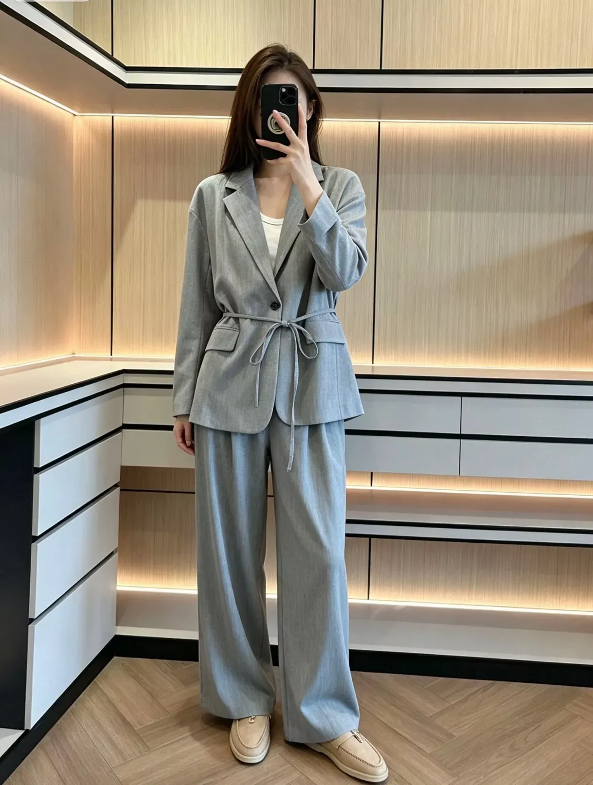 브루넬로쿠치넬리 벨트형 울 혼방 여성용 정장 세트 상세 이미지 92