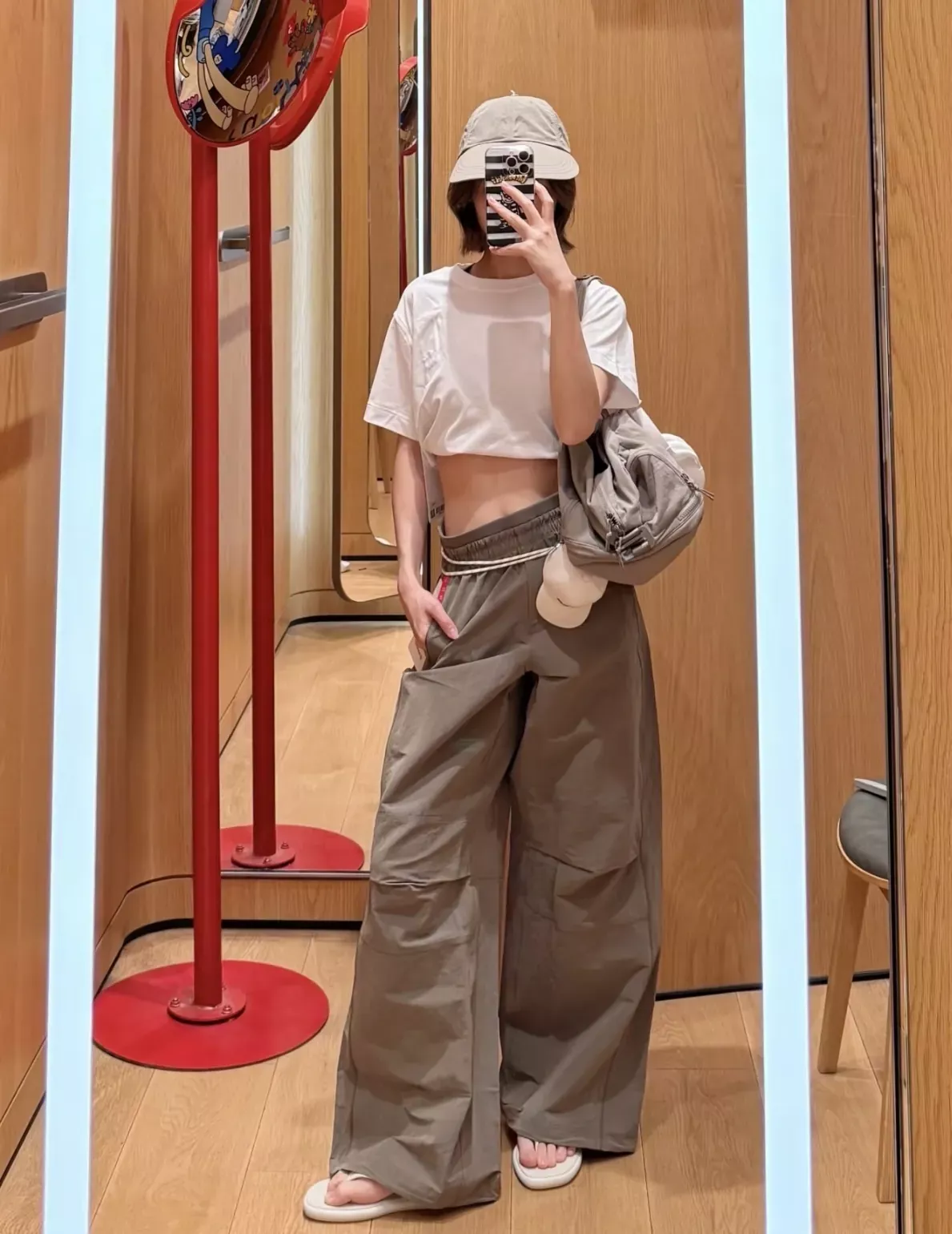 룰루레몬 크링클 나일론 와이드 여성용 캐쥬얼 팬츠 상세 이미지 82
